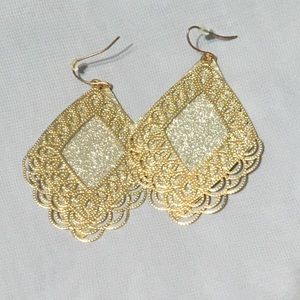 sparkling ✨ Earrings